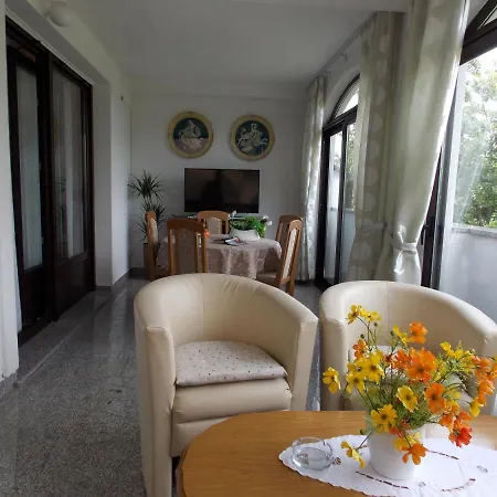 Apartament With A Parking Space Malinska *