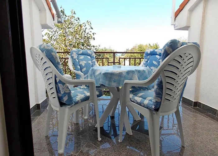 Apartament With A Parking Space Malinska Vantacici