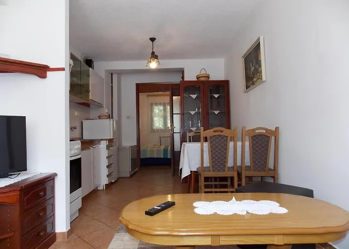 アパート With A Parking Space Malinska *