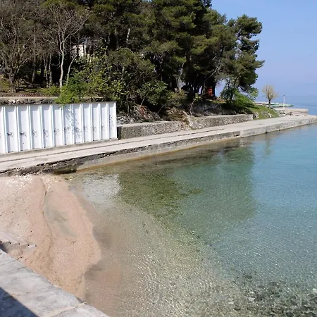 With A Parking Space Malinska Вантачичи