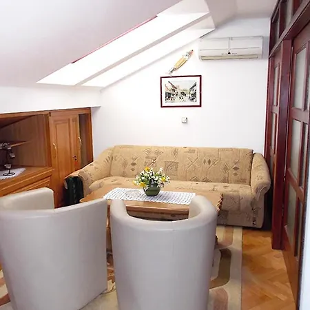 Апартаменты With A Parking Space Malinska